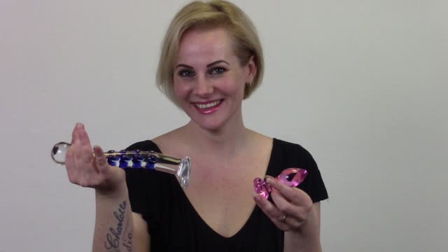 video: sexTIP – Skleněné hračky