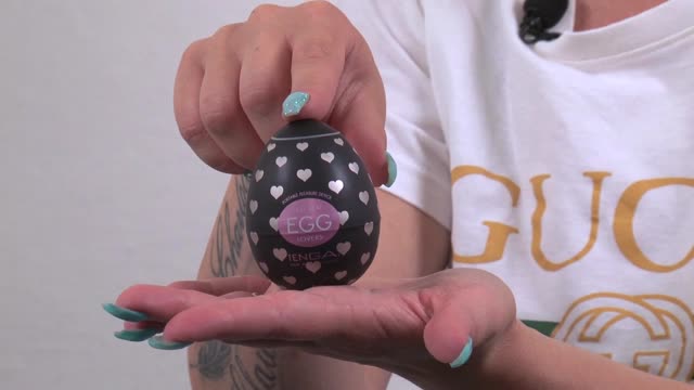 video: Verča a Tenga Egg Lovers masturbátor